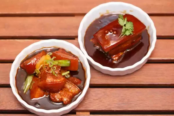 Vergleich Hong Shao Rou 红烧肉 - Dongpo Rou 东埔肉