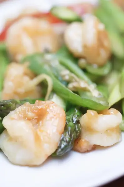Garnelen mit Spargel - 芦笋虾