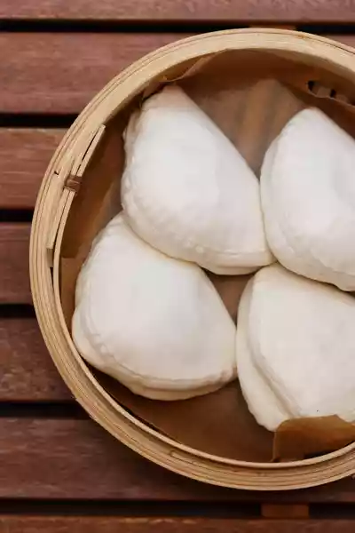 Taiwanesisches Dampfbrötchen Gua Bao 割包 oder 饃饃
