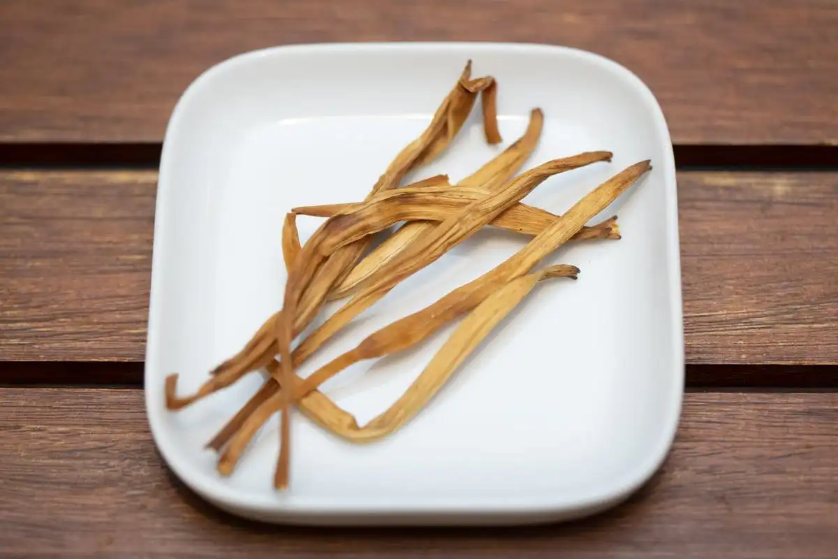 Getrocknete Lilienblüten 金針菜