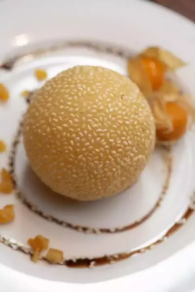 Dim Sum Sesambällchen 芝麻球